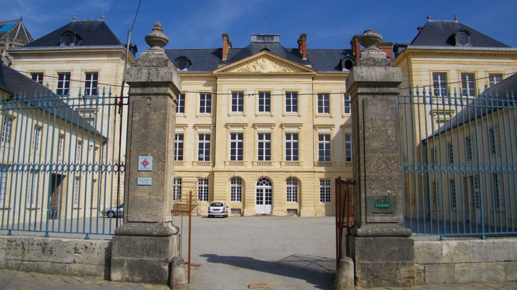 Eveche De L Orne En 4 Lettres
