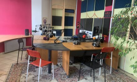 Visite de la Radio Tou’Caen